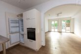 Moderne Erdgeschosswohnung mit Gartenanteil in Ingolstadt - Küche_1