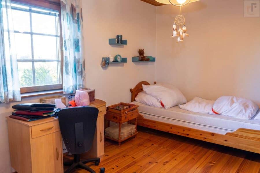Ruhiges Wohnen mit Zukunftspotenzial – Ihr neues Zuhause in Reichertshofen! - Kind/Büro