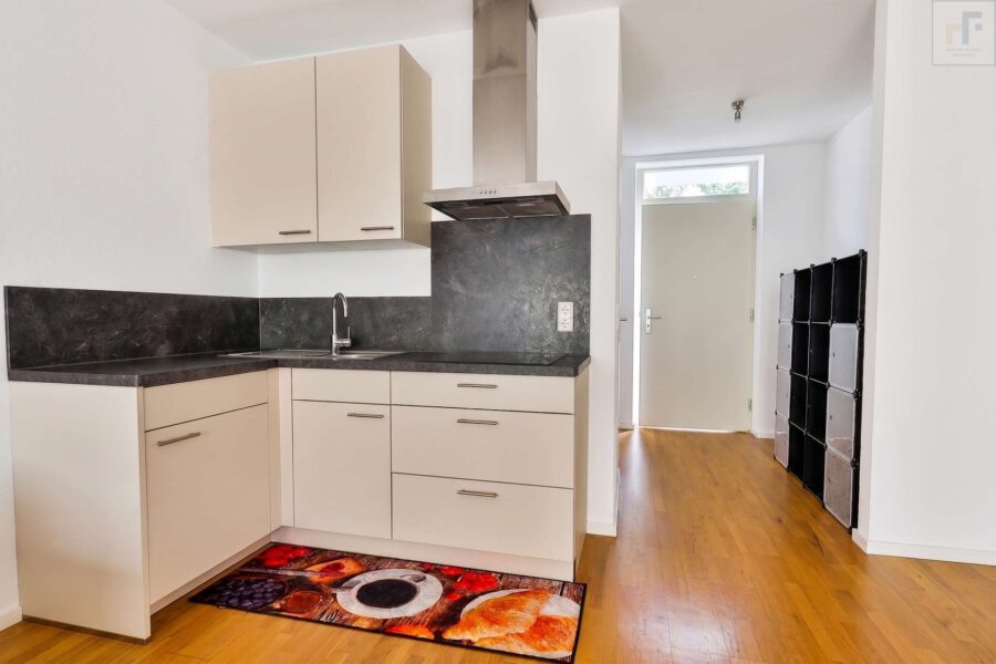 Top-City 1-Zi-Apartment in Ingolstadt | Lift & TG-Stellplatz - Einbauküche