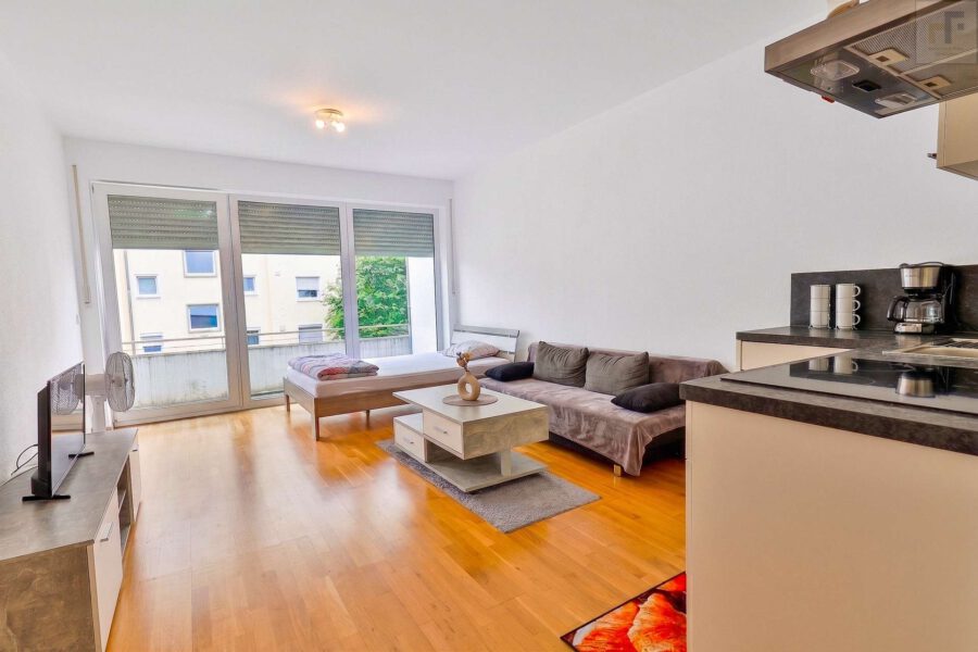 Top-City 1-Zi-Apartment in Ingolstadt | Lift & TG-Stellplatz - Wohnen/Essen/Schlafen 1
