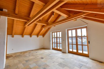 Traumhafte Eigentumswohnung mit großen Balkon in hervorragender Lage, 85051 Ingolstadt, Wohnung